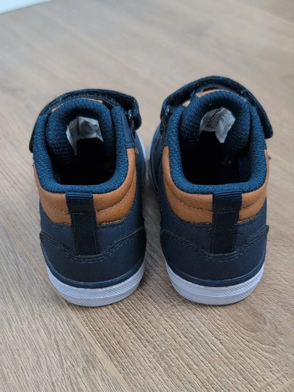 The Children's Place Navy Hightop Toddler Size 7 Sneakers